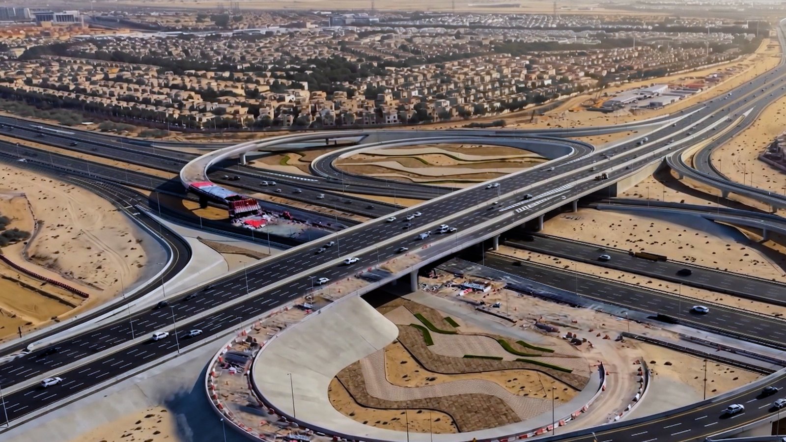 الجسر الجديد يوفر انسيابية على تقاطع شارع القدرة مع شارع الشيخ زايد بن حمدان آل نهيان 3 (1)